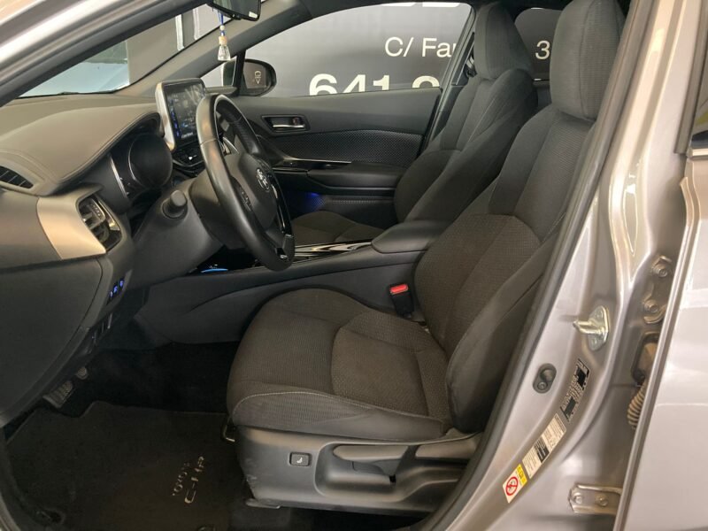 TOYOTA C-hr 1.8 125h advance 5p