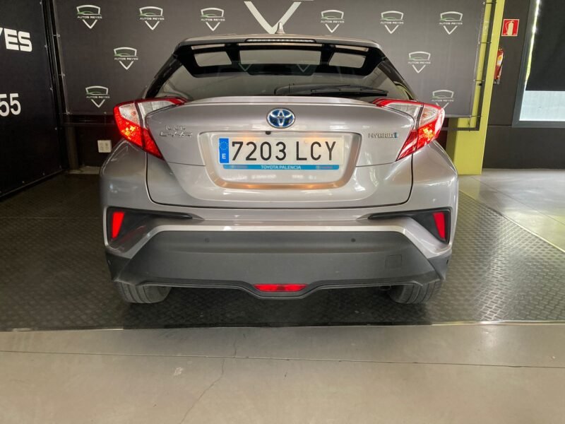 TOYOTA C-hr 1.8 125h advance 5p
