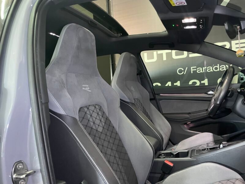 VOLKSWAGEN Golf 2.0 tdi 150 CV Dsg RLINE