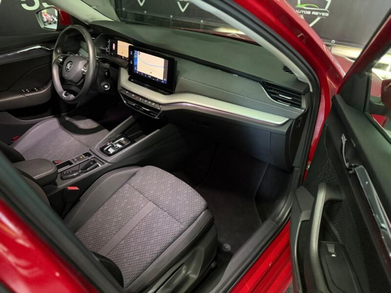 SKODA Octavia combi 2.0 TDI 110km 150CV DSG SPORT