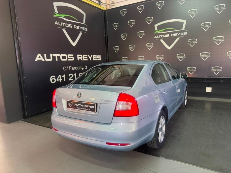 SKODA Octavia 1.6 TDI CR AMBITION